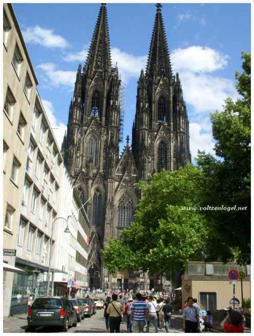 Cologne : cathédrale emblématique et ruelles historiques