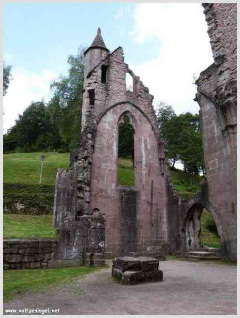 Monastère d'Allerheiligen au cœur de la nature