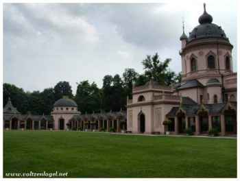 Mosquée exotique : bijou du parc de Schwetzingen