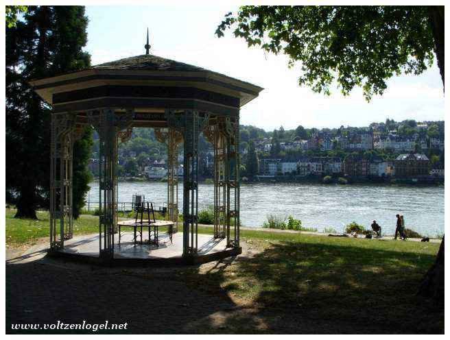 Promenade sur les rives du Rhin et de la Moselle