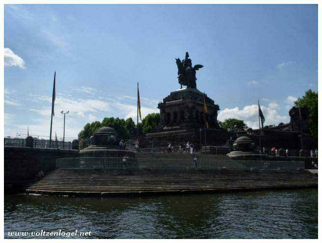 Les rives pittoresques du Rhin et de la Moselle