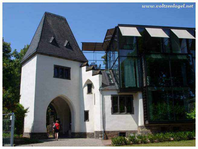 Cafés typiques de Coblence et spécialités régionales.