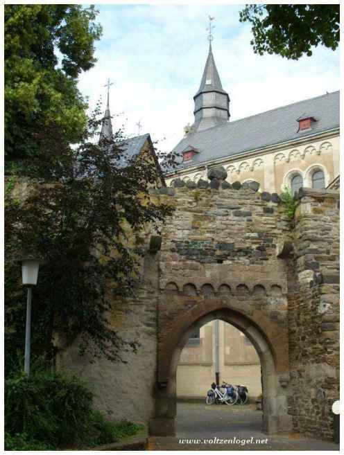 Cathédrale Saint-Pierre de Remagen : joyau architectural.