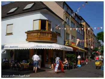 Ambiance festive, marché artisanal à Remagen