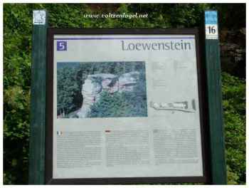 Le Fleckenstein est un château fort semi-troglodyte à Lembach