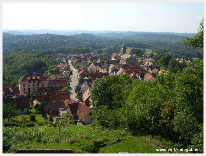 Forteresse des Vosges - Architecture impressionnante du château.