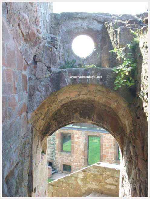 Panorama verdoyant autour du château