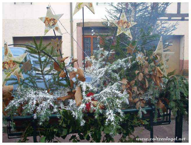 Marché de Noël médiéval à Ribeauvillé : charme historique et festif de l'Alsace.