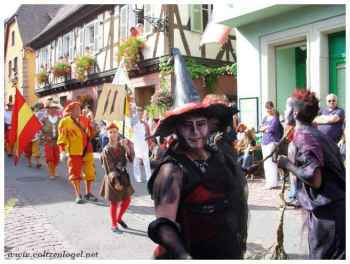 Divertissements médiévaux : rites, fêtes et cortège à Ribeauvillé