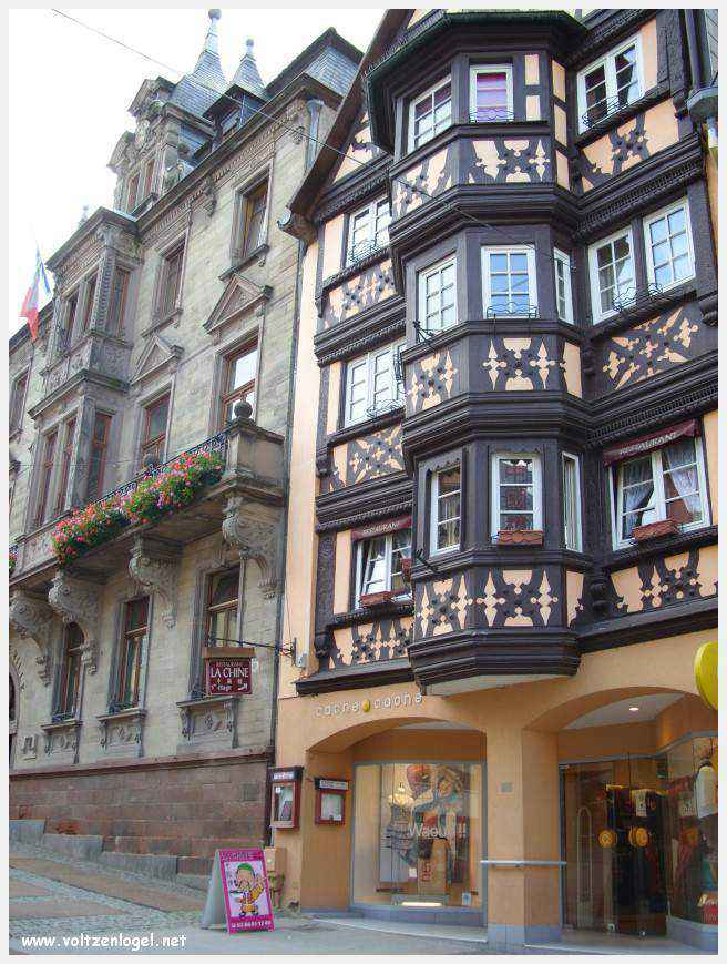 La ville de Saverne en Alsace. Le majestueux Château des Rohan