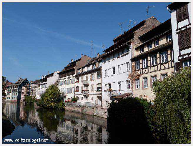 La ville de Strasbourg en Alsace. Visite des quartiers touristiques