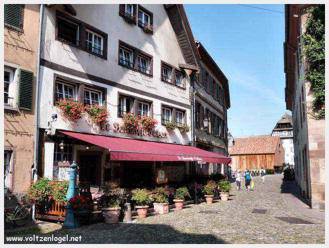 Strasbourg découvrir le restaurant Au Tonnelet dans son ambiance chaleureuse