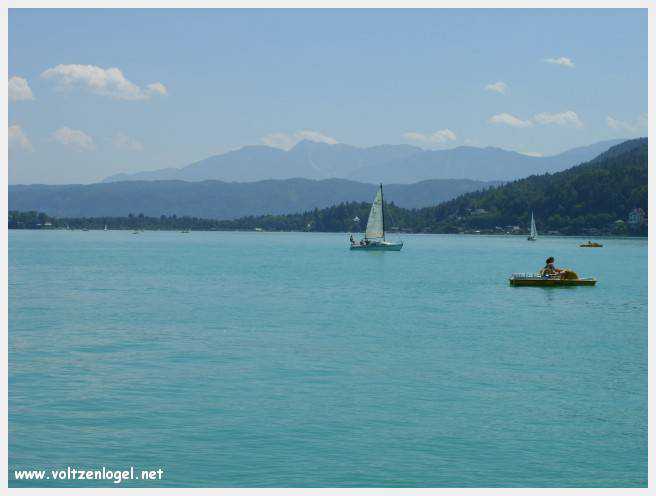 Détente sur les rives du lac de Woerth à Krumpendorf.