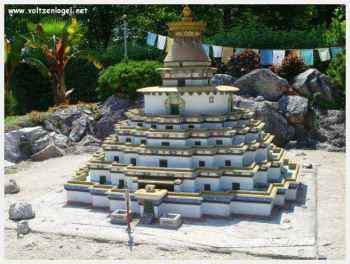 Klagenfurt Minimundus, Le Temple Kumbum de Gyantse au Tybet, le petit monde du Wörthersee