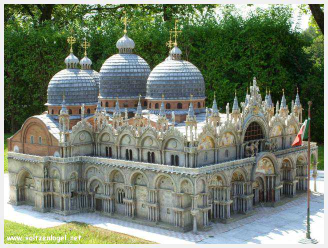 Explorez Minimundus : une immersion captivante dans le monde miniature