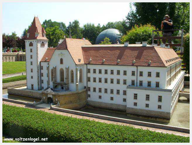 Explorez Minimundus : une immersion captivante dans le monde miniature