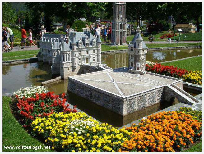 Klagenfurt Minimundus Europa-Park. Le château de Chenonceau, monument historique de France