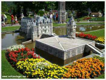Klagenfurt Minimundus Europa-Park. Le château de Chenonceau, monument historique de France