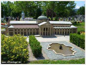 Klagenfurt Monuments Miniatures. Le Kurhaus de Wiesbaden en Allemagne