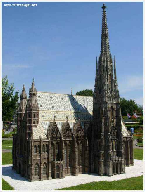 Découvrez la magie de Minimundus à Klagenfurt, une immersion miniature dans le monde.