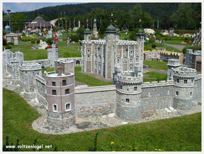 Klagenfurt Monuments Miniatures. The Tower of London, La tour de Londres en Angleterre