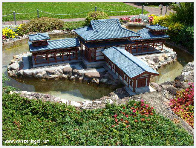 Découvrez la magie de Minimundus à Klagenfurt, une immersion miniature dans le monde.