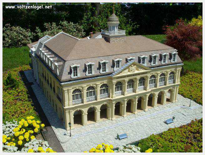 Klagenfurt Monuments Miniatures. Le Cabildo de la Nouvelle-Orléans