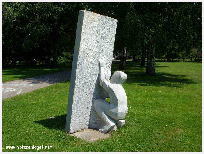 Découvrez Klagenfurt : attractions uniques, nature luxuriante et culture immersive.