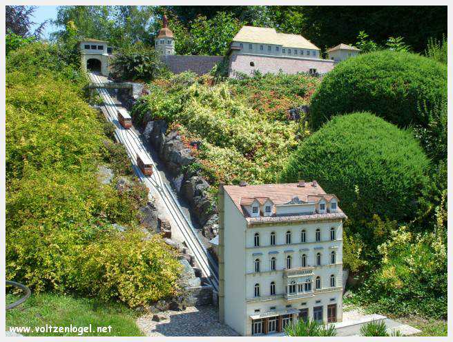 Klagenfurt Monuments Miniatures. Le Schlossberg une forteresse à Graz en Autriche