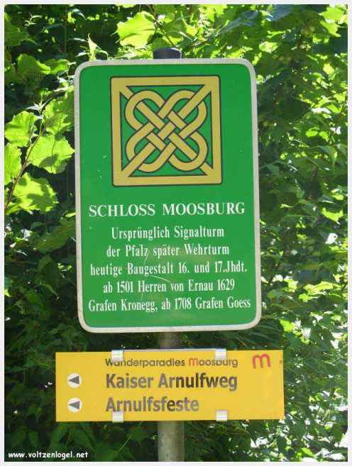 Château de Moosburg et ses étangs, symboles de la Carinthie.