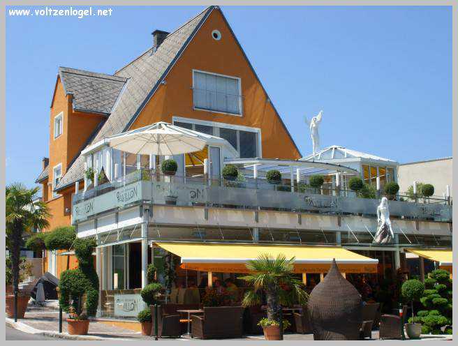 Château Velden A Capella Hotel, symbole de l'élégance au bord du lac