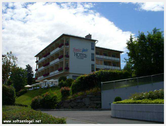 Château Velden A Capella Hotel, symbole de l'élégance au bord du lac
