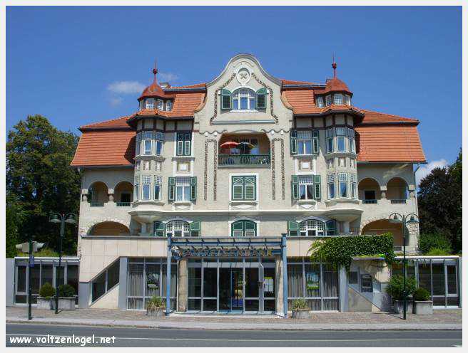 Château Velden A Capella Hotel, symbole de l'élégance au bord du lac