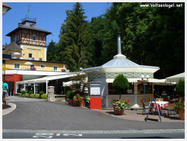 Château Velden A Capella Hotel, symbole de l'élégance au bord du lac