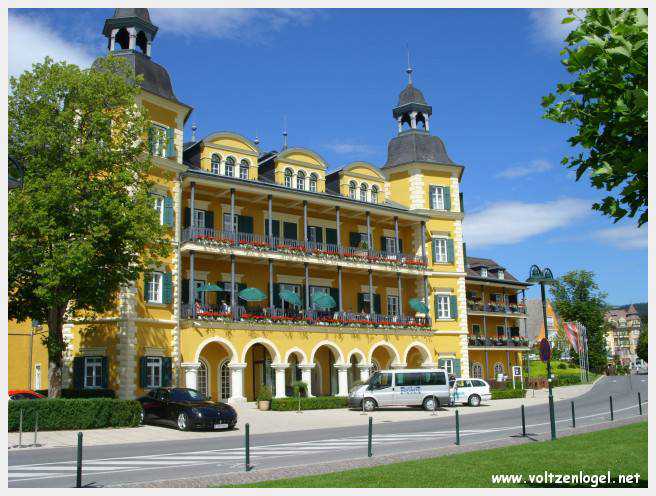 Château Velden A Capella Hotel, symbole de l'élégance au bord du lac