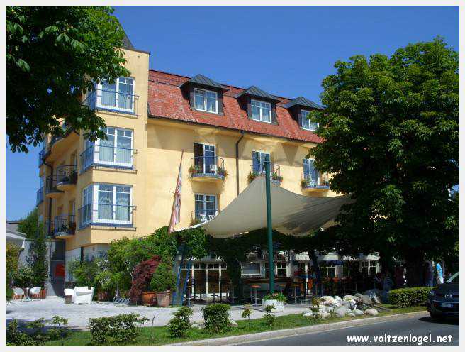 Château Velden A Capella Hotel, symbole de l'élégance au bord du lac
