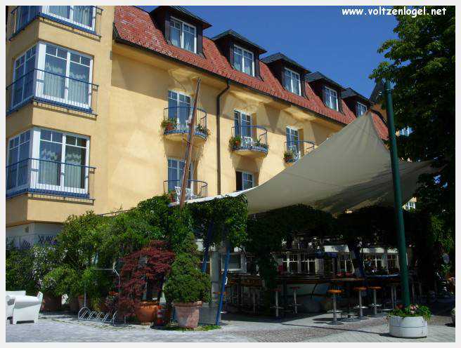 Château Velden A Capella Hotel, symbole de l'élégance au bord du lac