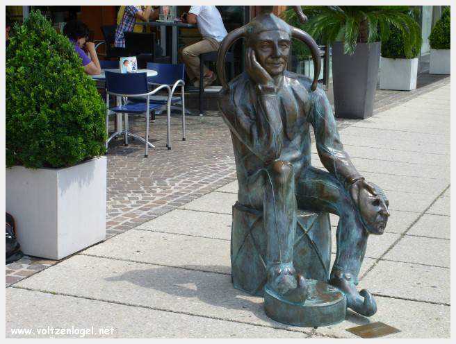 Vue panoramique sur les montagnes alpines près de Villach, Carinthie