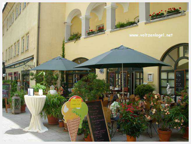 Vue panoramique sur les montagnes alpines près de Villach, Carinthie