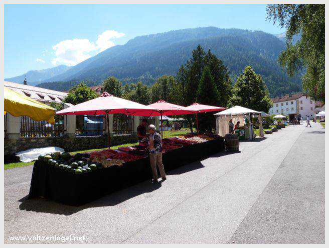 Randonnée de Mieming au Monastère de Stams à travers paysages alpins pittoresques