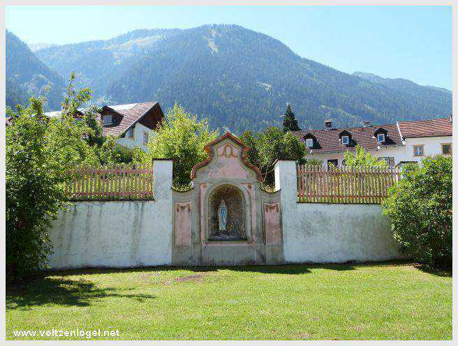 Randonnée de Mieming au Monastère de Stams à travers paysages alpins pittoresques