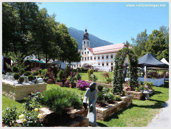 Randonnée de Mieming au Monastère de Stams à travers paysages alpins pittoresques