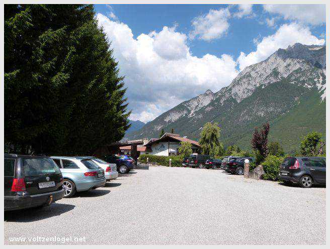 Vue panoramique depuis la ferme auberge Marienbergalm, Obsteig, Alpes du Tyrol