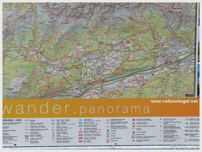 Vue panoramique depuis la ferme auberge Marienbergalm, Obsteig, Alpes du Tyrol