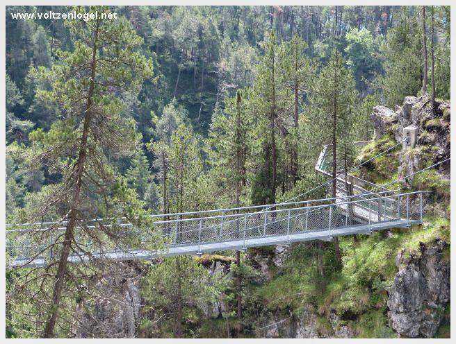 Pont Suspendu et Gorges du Strassberg à Mieming