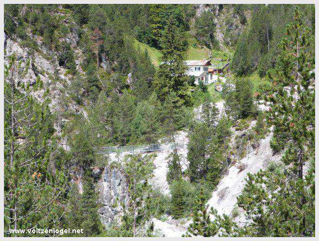 Pont Suspendu et Gorges du Strassberg à Mieming