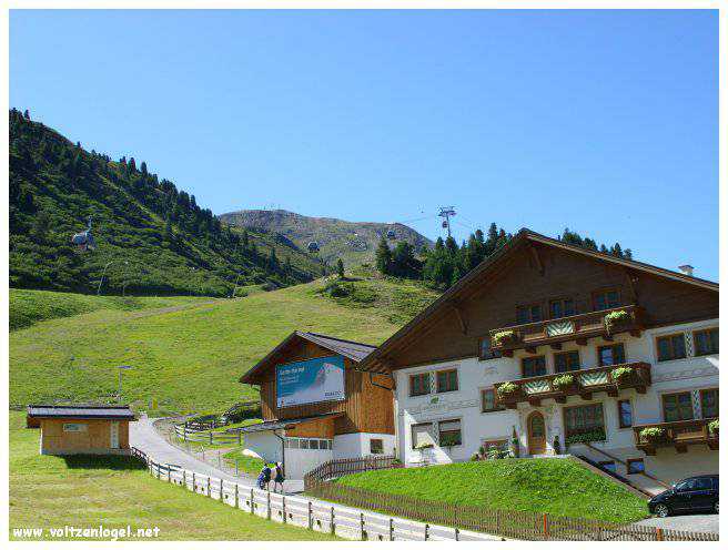 Obergurgl: Porte d'entrée vers les sommets alpins et l'aventure authentique.