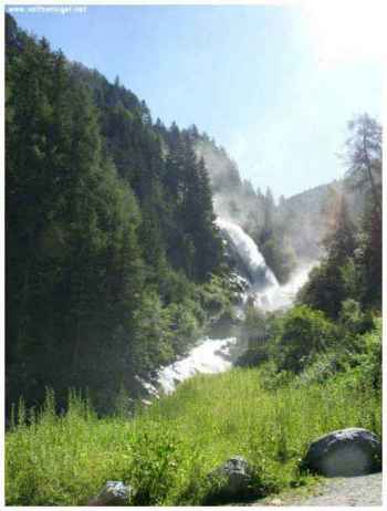 La Cascade Stuibenfall à Umhausen, l'Oetztal au Tyrol