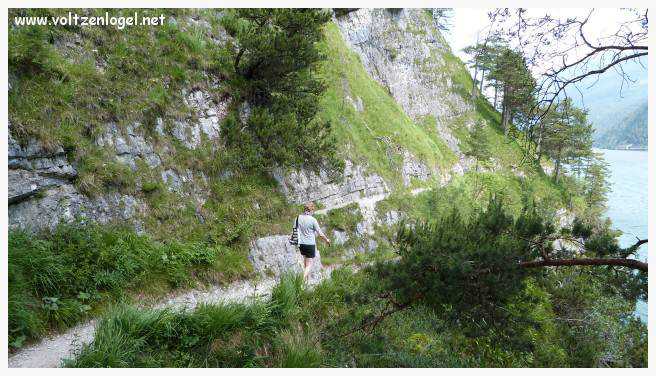 Randonnée de Pertisau à Gaisalm en longeant le lac Achensee