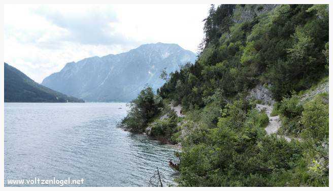 Randonnée de Pertisau à Gaisalm en longeant le lac Achensee